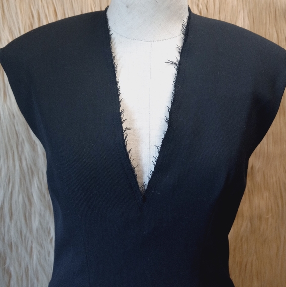 💕2/$15💕 ZARA Black Slip-On Blouse - Picture 2 of 8